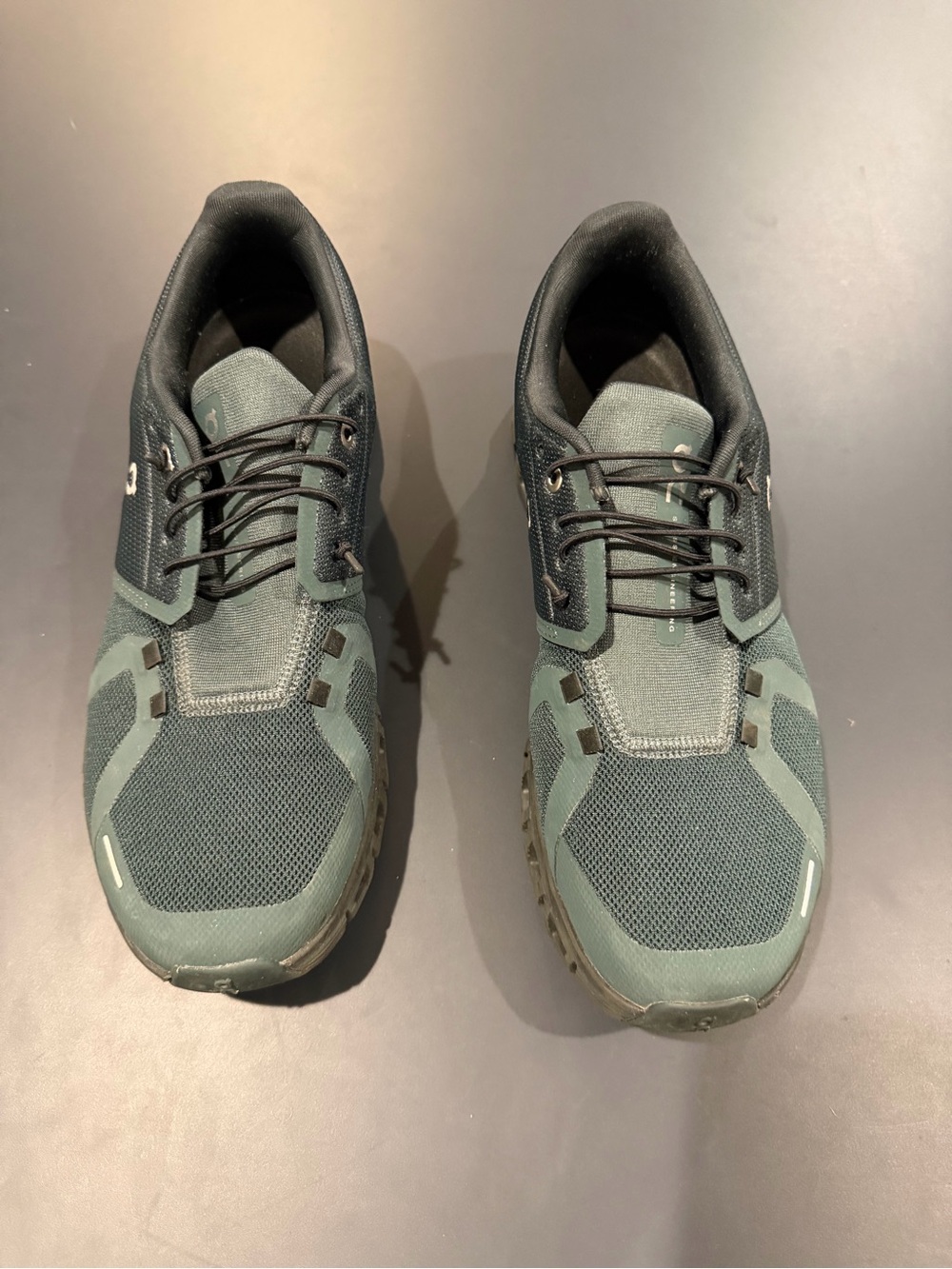 On Running Men's Athletic Shoes in Green and Black